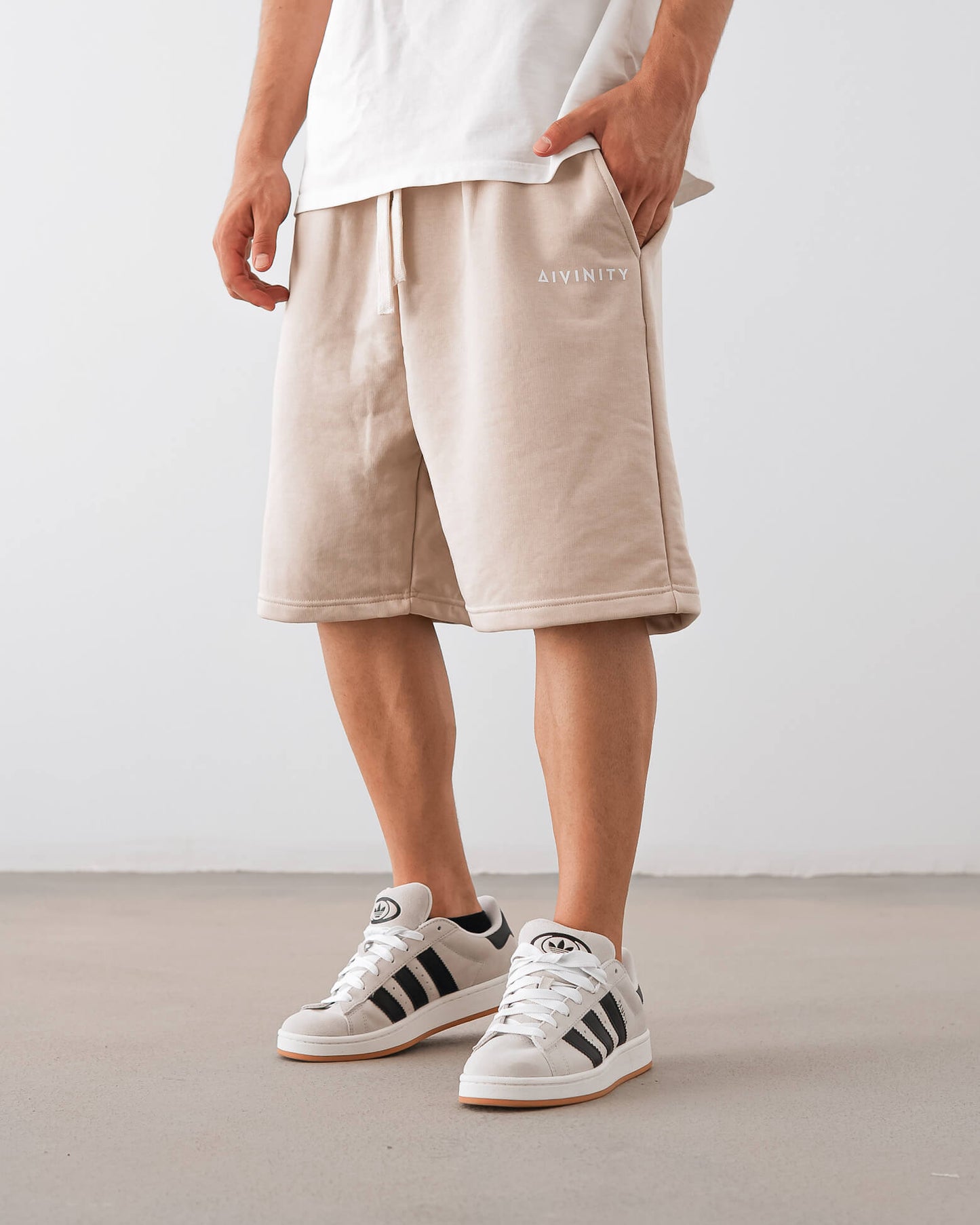 Classic Shorts Beige